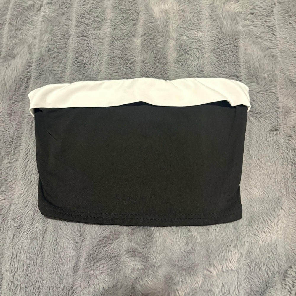 SHEIN Black and White Top